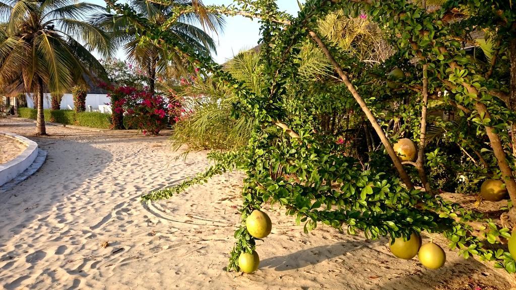 Hôtel Katakalousse Yembakana Bagian luar foto